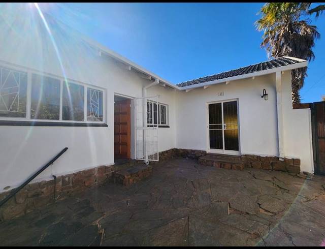 4 BEDROOM HOUSE FOR SALE IN GREENHILLS